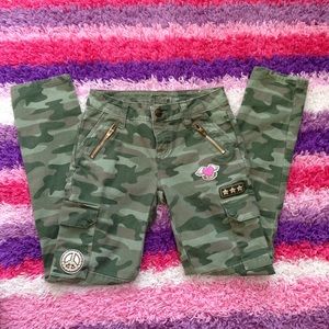 ⭐️ Host Pick ⭐️Justice Camo pants skinny Cargo 10